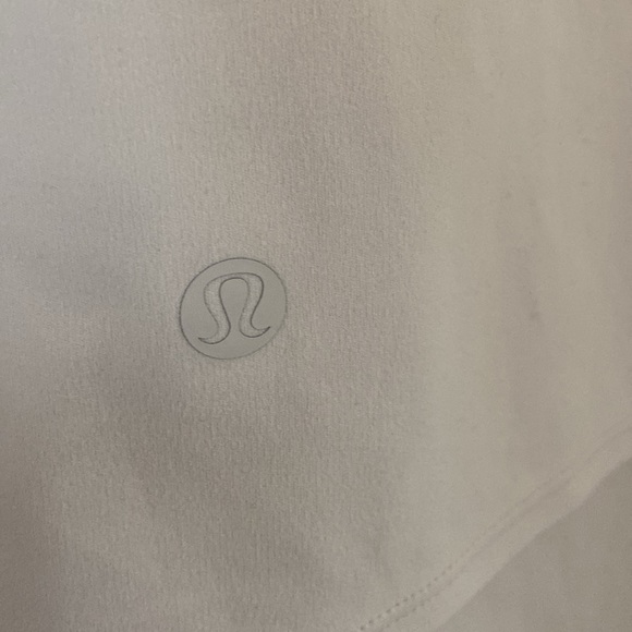 Lululemon top - Picture 3 of 9
